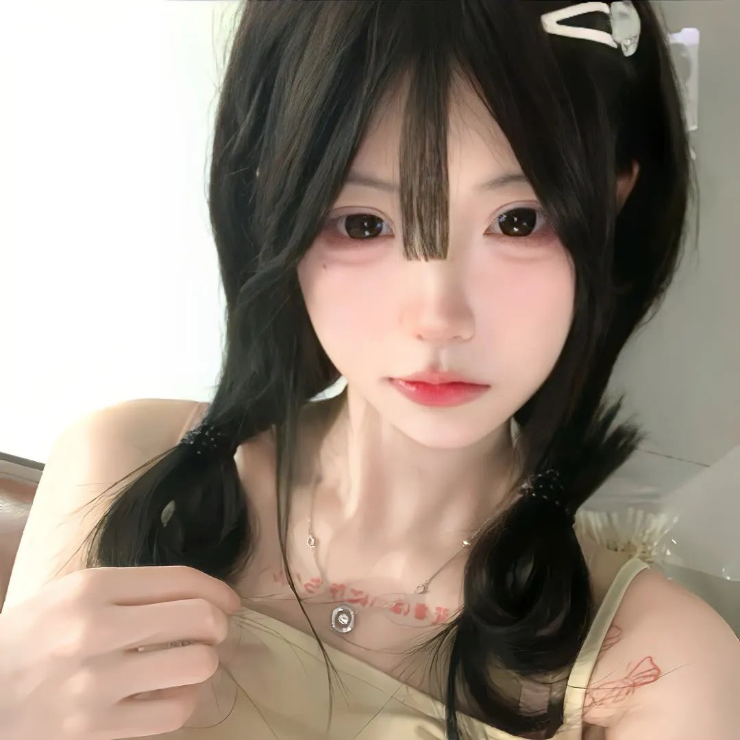 无法隐藏的本能：偷拍